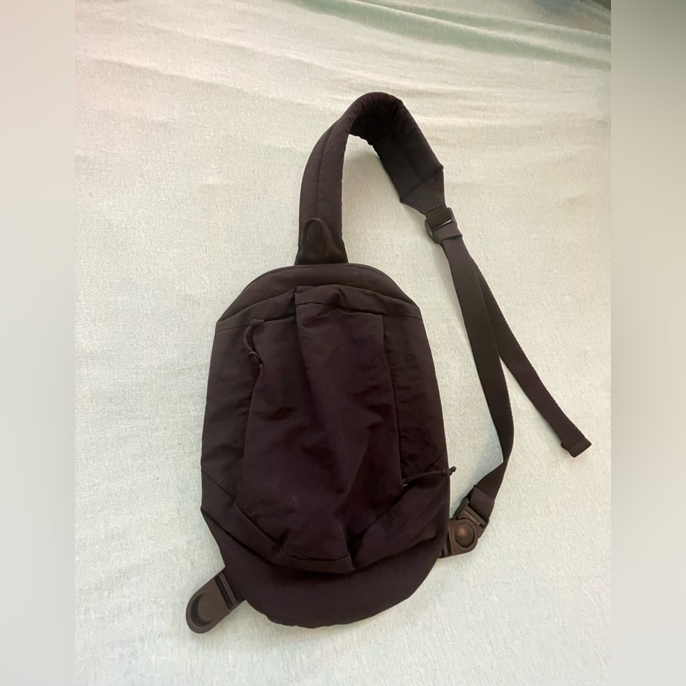 UNIQLO Unisex Crossbody Bag - Blacki